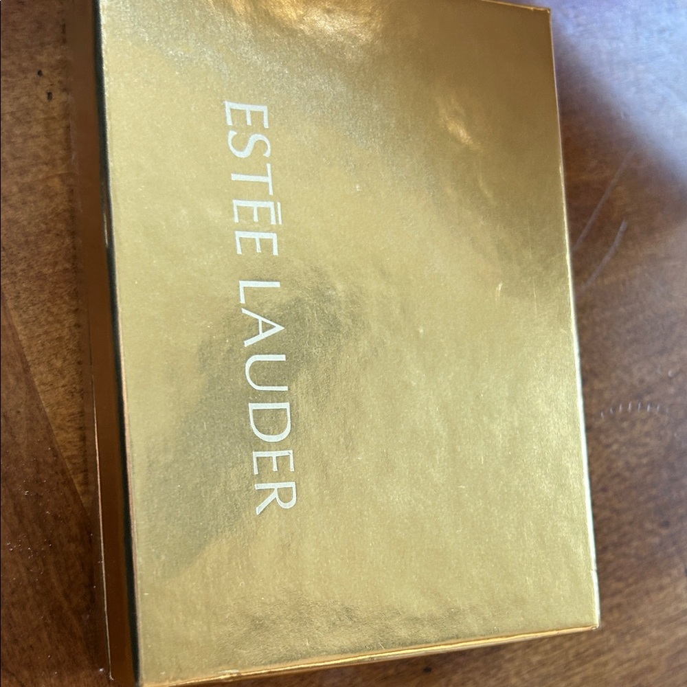 Estee Lauder Crystal Wave with Gold and Crystal Compact Lucidity - Picture 4 of 6